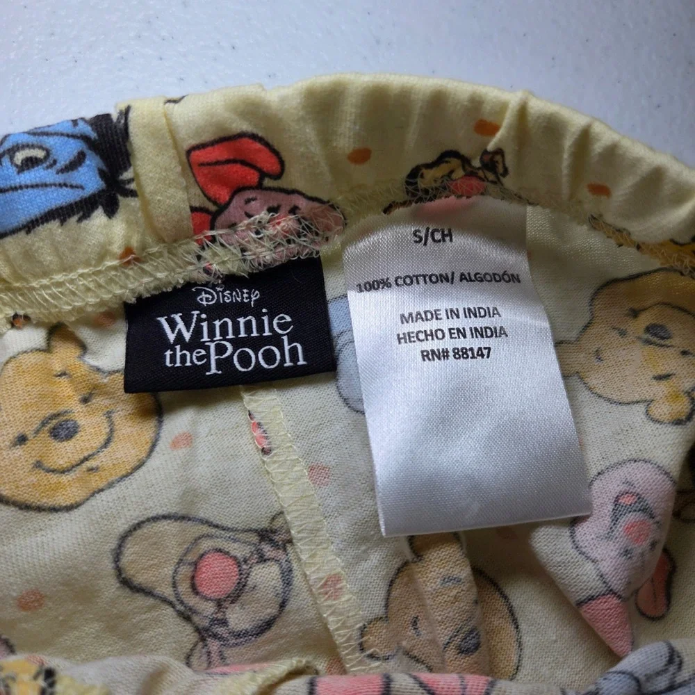 Disney Winnie‎ the Pooh Cream Toss Sleep Pants Small NWT